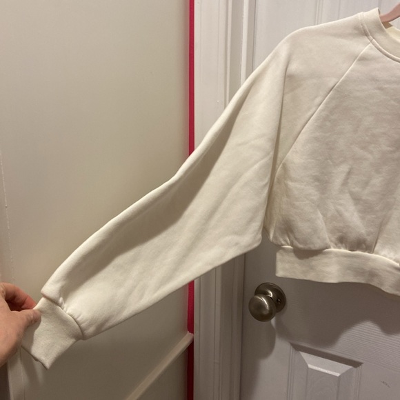 NWT Forever 21 Cream Fleece Crew Pullover Sweatshirt - Picture 3 of 6